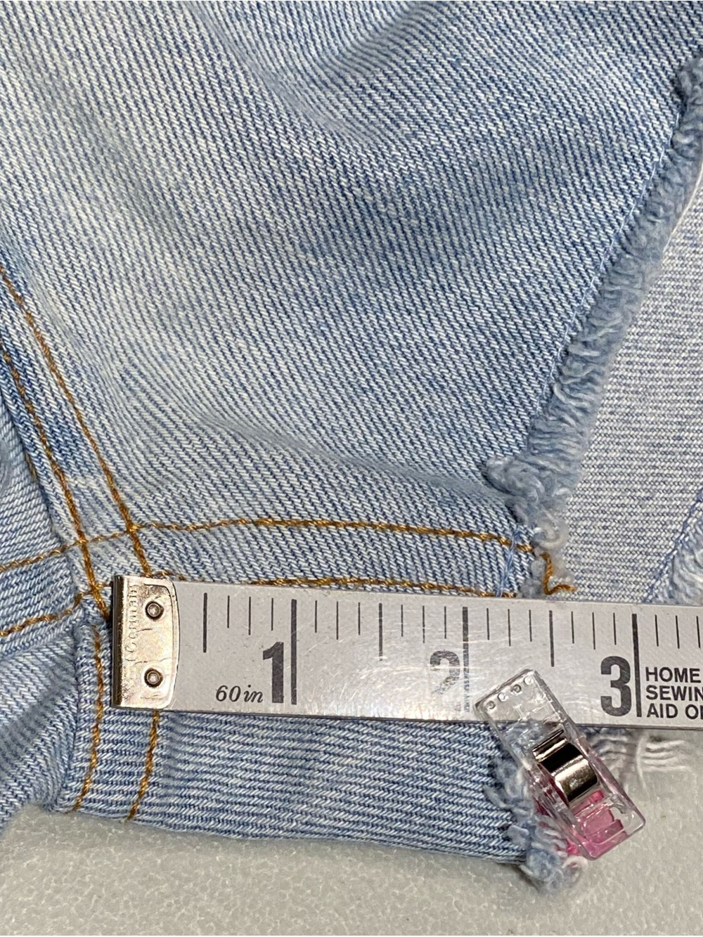 RE/DONE Levis Reconstructed Front Zip High Waisted Distressed Shorts, Size 27 - Picture 7 of 7